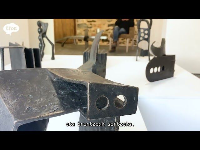 tTok | Baroja Collet | Aztarnak (Traces) bideoaren irudi txikia