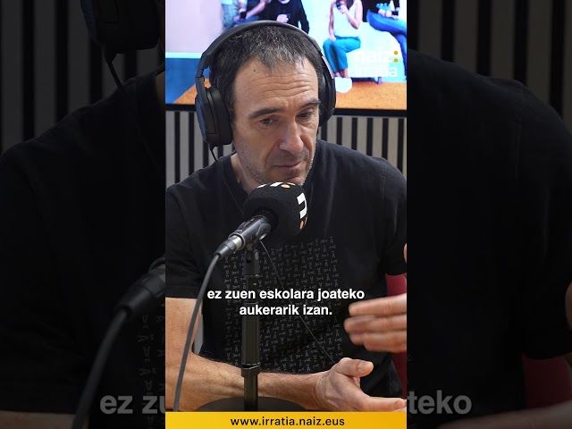 «Pertsonak berak erakartzen nauistorio bat sortzerakoan» bideoaren irudi txikia
