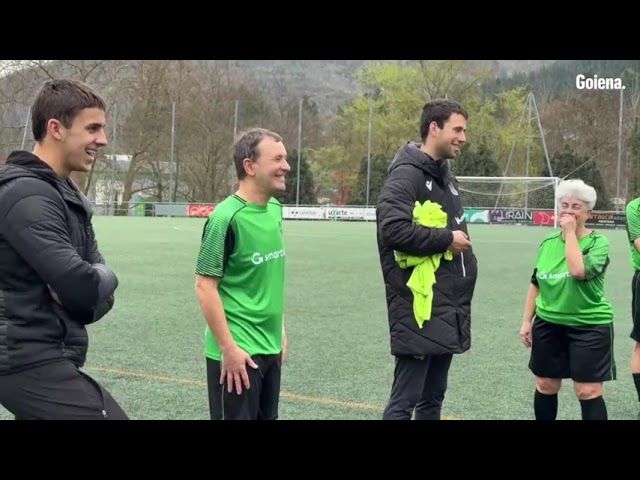 Debagoiena Walking Football taldea sortu dute bideoaren irudi txikia