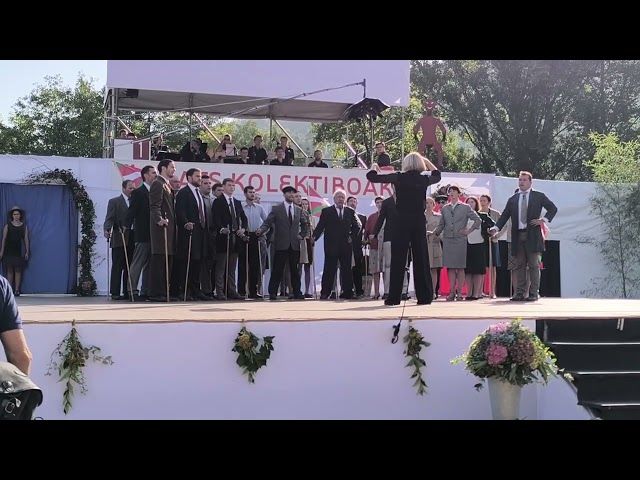 2/28 Gü gira euskadiko gazteri berria kantorea Ürrats Kolektiboak pastorala 2025 Barkoxe bideoaren irudi txikia