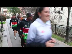 Atletismo eskolako haurrak, atleta kenyarrekin bideoaren irudi txikia