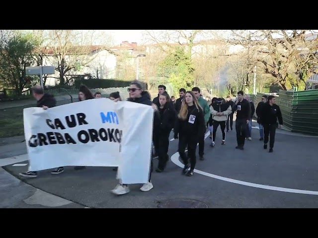 26/03/17 #M17GrebaOrokorra: herri bira bideoaren irudi txikia