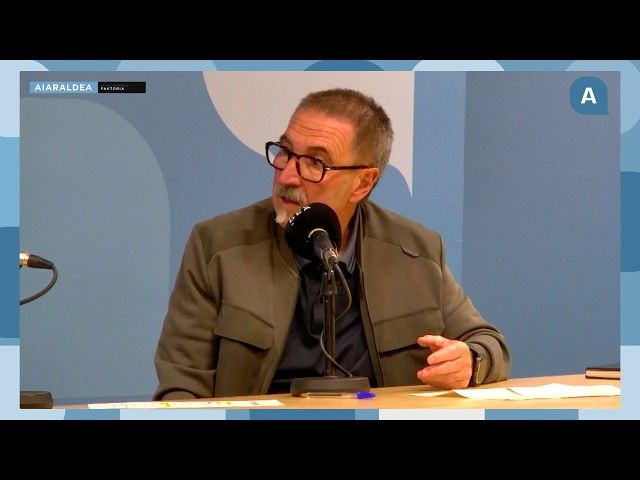 “Jende gazteak herrian bertan bizitzeko aukera izatea nahi dugu, migraziora behartu gabe” bideoaren irudi txikia