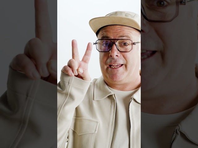 HOLA CICERONE  ✈️📍 bideoaren irudi txikia