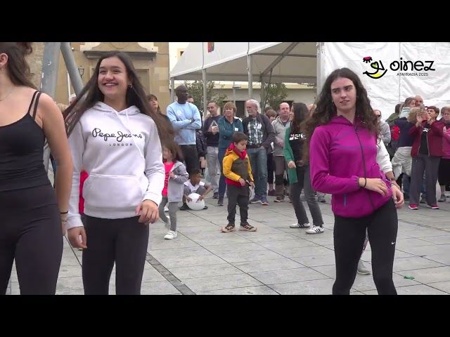 NAFARROA OINEZ 2025 2 GUNEA I DANTZAK bideoaren irudi txikia