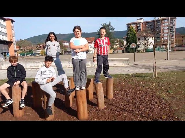 Aiaraldeko bideo-kopla lehiaketa: Mendiko Eskola 5C bideoaren irudi txikia