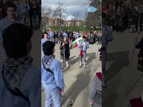 Amurrioko kintoen jaian unea topatu dute senideen aurrean abesteko edukiaren irudi txikia