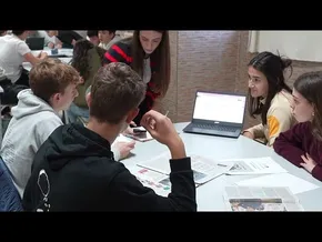 ISTORIOEN BILA - Kazetariaren abentura bideoaren irudi txikia