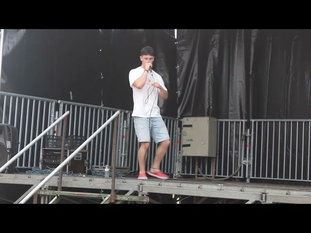 25/07/27 Zubietako jaiak: Ibey Beatboxen emanaldia bideoaren irudi txikia