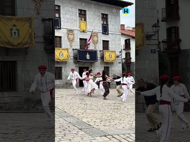 📍MARKINA-XEMEIN [Jaiak] 🤗Kamen Eguna ospatu dute Markina-Xemeinen. bideoaren irudi txikia