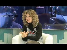 29 KRISTALEZKO 2026 CASTILLO SUAREZ I POESIA IDAZLEA edukiaren irudi txikia