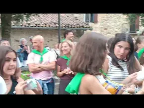 Zeraingo festak. Gazteen pregoia eta oilasko, txistorra eta sagardo dastaketa bideoaren irudi txikia