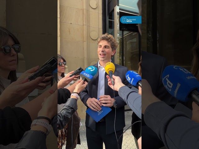 UDALINFO Arreta Bulego berriak ireki dituzte, udaletxean. bideoaren irudi txikia