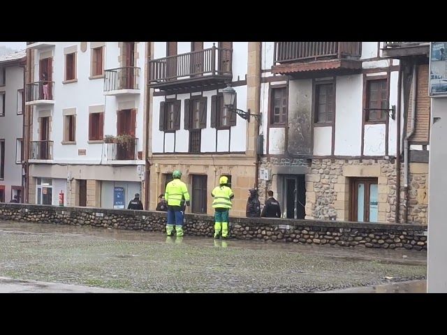 26/01/31 Sutea Etxebeste kaleko eraikinean bideoaren irudi txikia