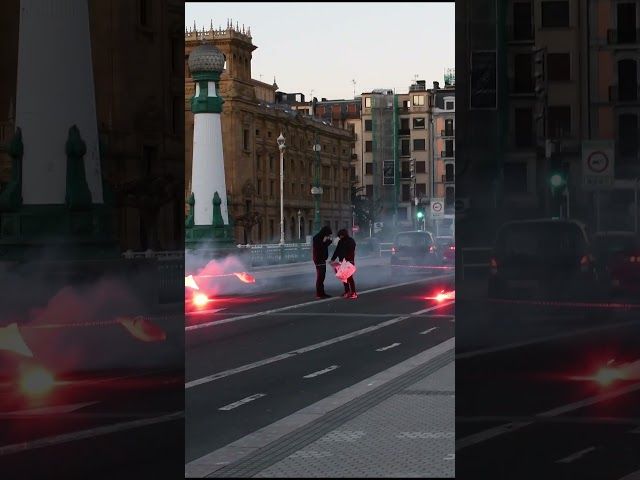 Greba eguna Grosen bideoaren irudi txikia