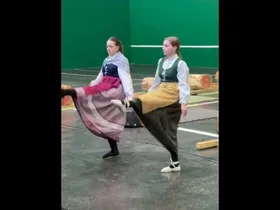 Aizkolariei omenaldia Urretxun 1 edukiaren irudi txikia