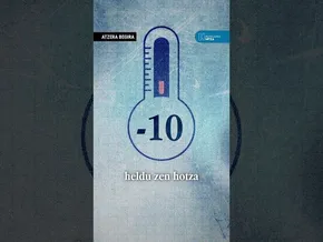 ⏳ Atzera begira | Elurrak eta hotzak 'inguru paregabea' eski pista bilakatu zutenekoa bideoaren irudi txikia