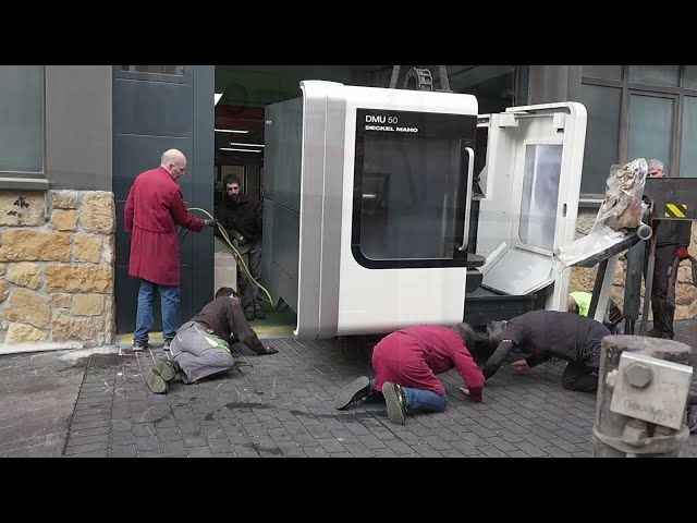 MAKINA BERRIA bideoaren irudi txikia