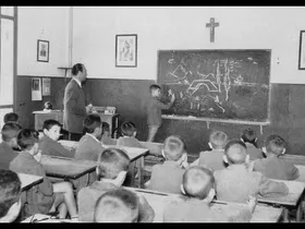II. Errepublikaren hezkuntzaren erreforma edukiaren irudi txikia