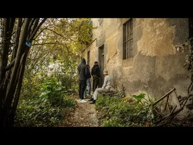 Tipularren Etxea: 12 lagun kale gorrian geratzeko arriskuan edukiaren irudi txikia