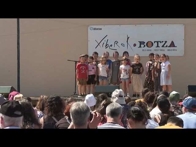 Basabürüko eskola publikoa HKT 2024 Bidajez bideoaren irudi txikia
