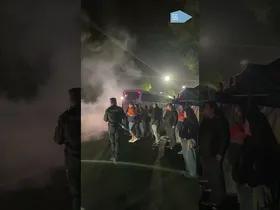 Txalo artean egin diote ongi etorria Tubos Reunidoseko zuzendaritzak jarritako autobusari edukiaren irudi txikia