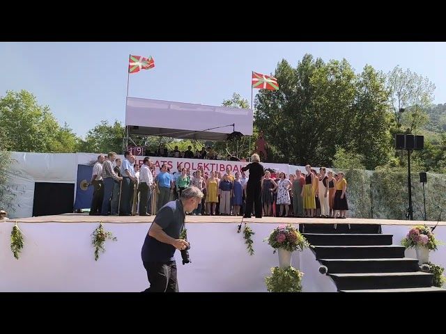 20/28 Arrosako zolan Ürrats Kolektiboak pastorala 2025 Barkoxe bideoaren irudi txikia