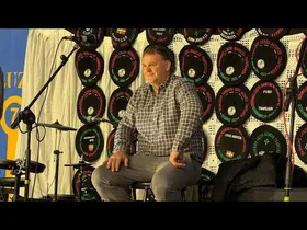 72 txapel eta ehundaka lagunen babespean egin jakon omenaldia Jose Martin Bustinza “Tubi”-ri Diman edukiaren irudi txikia