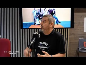 Iker Etxebeste UZEIko teknikaria San Joan baleontziaren lexikoaz BIGARREN KAFEAN bideoaren irudi txikia