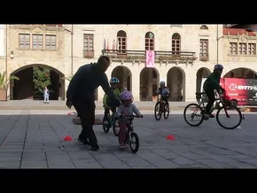 Goierri txirrindulari eskolaren Bizikleta Festa bideoaren irudi txikia