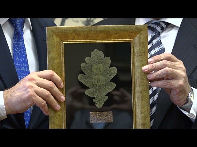Eslovakiako enbaxadoreari harrera egin dio Jose Mari Gorroño alkateak bideoaren irudi txikia