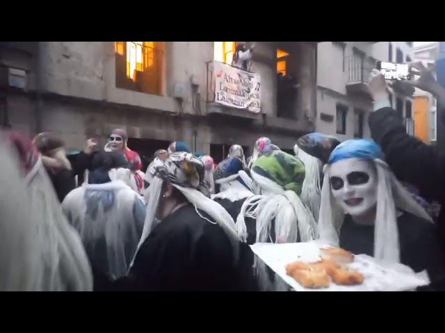 Inauteriak 2026. ZU Dantzaz taldeko kideak Mundakako inauterietan I. bideoaren irudi txikia