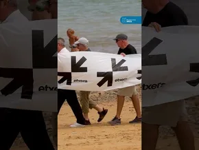 Politika | Hondartzetako mobilizazioa egin dute Sarek eta Etxeratek Ondarretan bideoaren irudi txikia