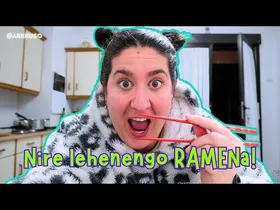 Lehenengo aldiz RAMENA sukaldatzen ! | @arkkuso edukiaren irudi txikia