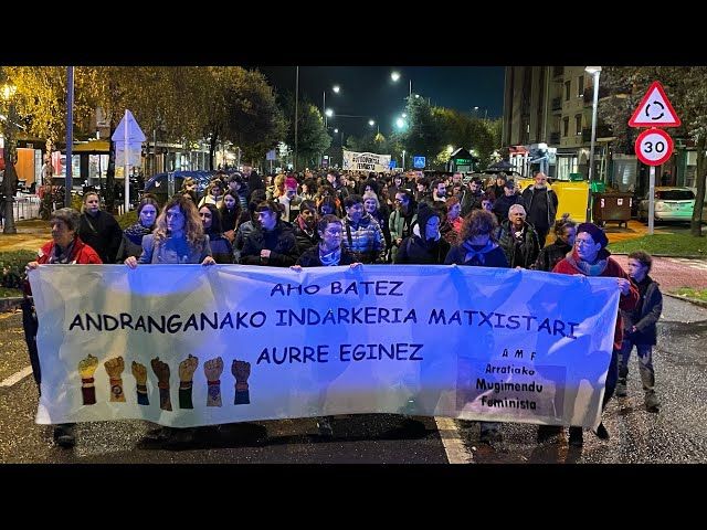 Zemendiak 25eko manifestazinoak Igorre bete dau andranganako indarkeria aho batez salatzeko bideoaren irudi txikia