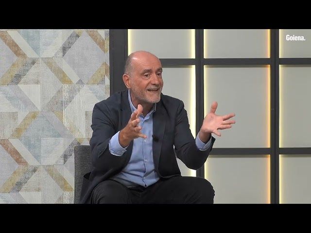 Iñaki Esparza: 'UNEDen metodologia erdipresentzialak desberdintzen gaitu' bideoaren irudi txikia