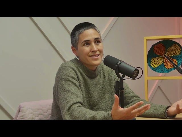 Beste ahotsak #8| Paloma Alicia Martinez bideoaren irudi txikia