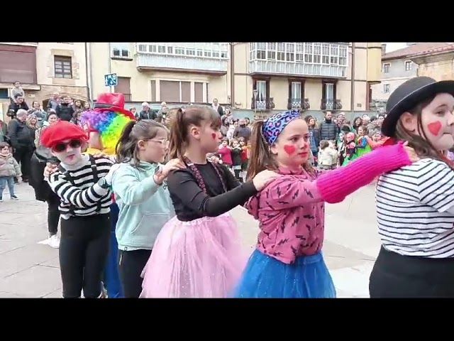 Doinua Musika Eskla, Ostegun Gizeneko konpartsa bideoaren irudi txikia