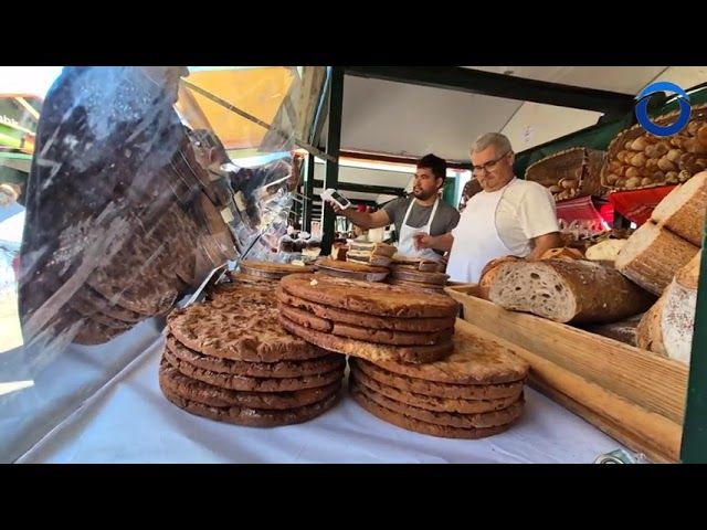 Urriko Lehen Asteleheneko postuak bideoaren irudi txikia