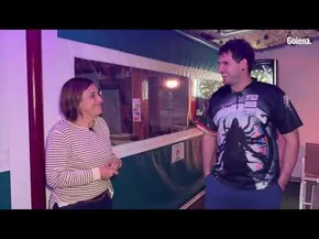 Antzuolako Munstroak: dardo-jokalari sutsuak bideoaren irudi txikia