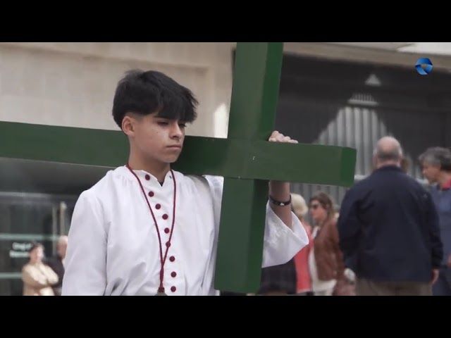 Bermeoko Santa Vera Cruz kofradiaren prozesioa bideoaren irudi txikia