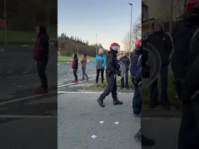 [GIZARTEA] 🗣️🚨 Martxoaren 17ko Greba Orokorreko goizeko piketeak Lea-Artibain. edukiaren irudi txikia