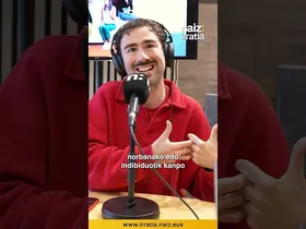 «Ez da doluari buruzko liburu bat, dolua ez da gaia, dolua abiapuntua da» edukiaren irudi txikia