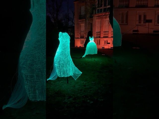 💡Milaka lagun batu dira aurtengo @umbralightfestival -en ediziora bideoaren irudi txikia