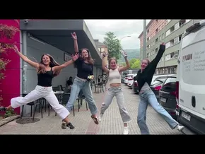 Herri txiki, festa handi bideoaren irudi txikia