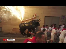 SAN FERMINAK 2026 IRUÑEA I Uzt9 I ZEZEN SUZKOA edukiaren irudi txikia