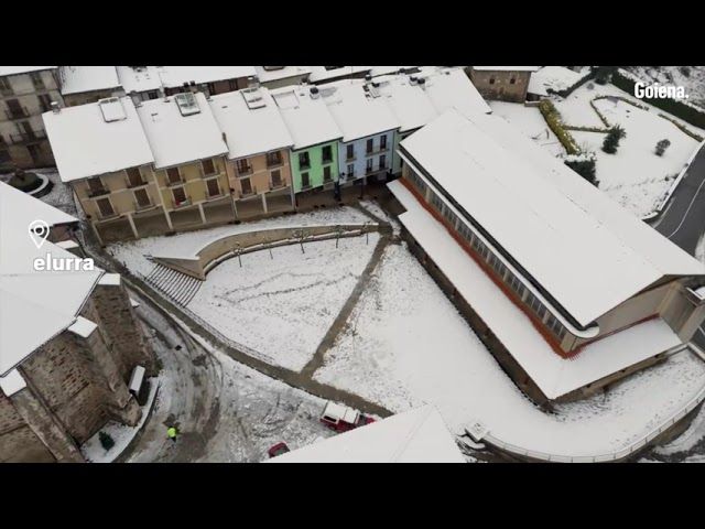 'Goitik begira': urteko lehenengo elurtea Debagoienean bideoaren irudi txikia