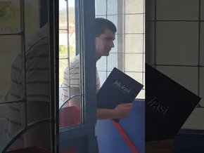 AHOLKULARITZA  | 𝐈𝐤𝐚𝐬𝐭𝐞𝐭𝐱𝐞𝐞𝐢 𝐞𝐬𝐤𝐮𝐳 𝐞𝐬𝐤𝐮 𝐛𝐢𝐝𝐞𝐚𝐧 𝐥𝐚𝐠𝐮𝐧𝐭𝐳𝐞𝐤𝐨 𝐦𝐨𝐝 bideoaren irudi txikia