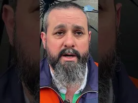 Langileen oihu eta txistu artean sartu da Tubos Reunidoseko zuzendaritza bilerara edukiaren irudi txikia