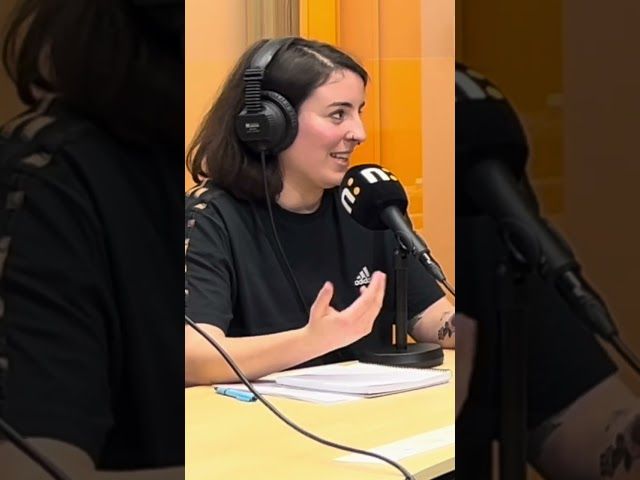 Animaliak eta agentzia bideoaren irudi txikia